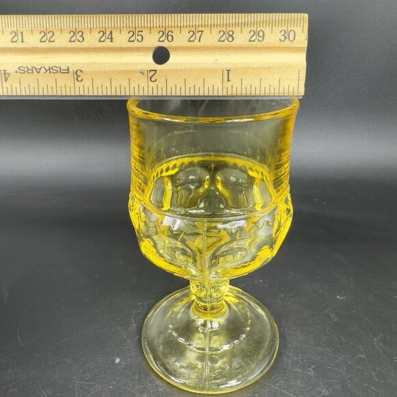 Indiana Glass Kings Crown Thumbprint Yellow Goblet Small Cups Glasses Set 2 VTG - Picture 3 of 13